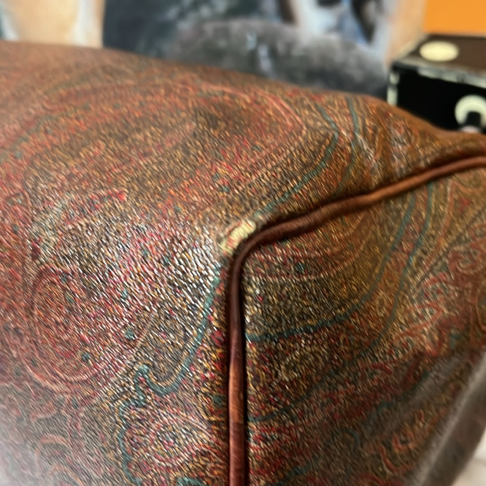 ETRO SPEEDY TRAVEL BAG IN GUC WITH LOCK AND KEY - Picture 10 of 17